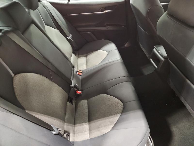 2021 Toyota Camry le