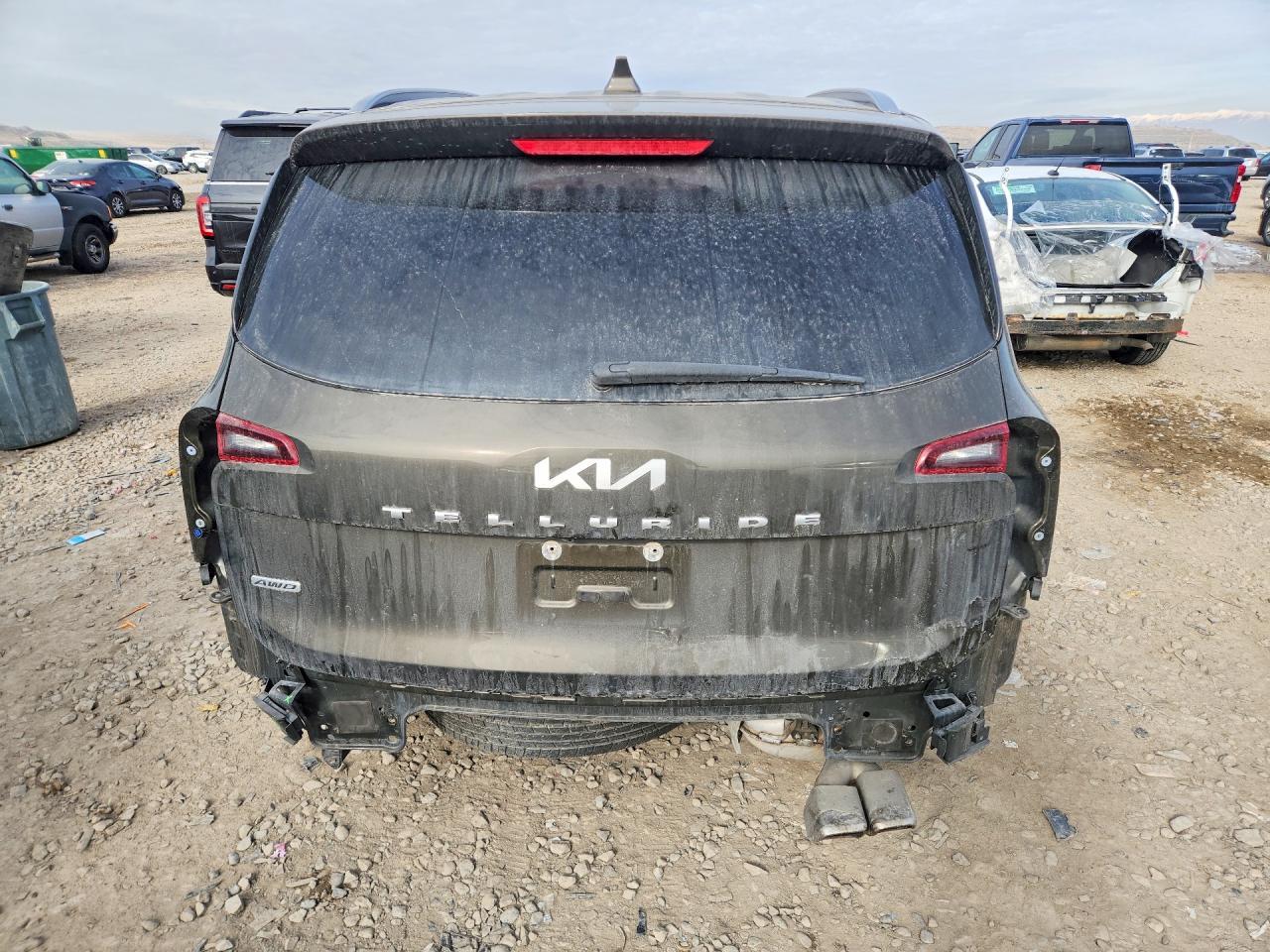 2022 KIA Telluride s