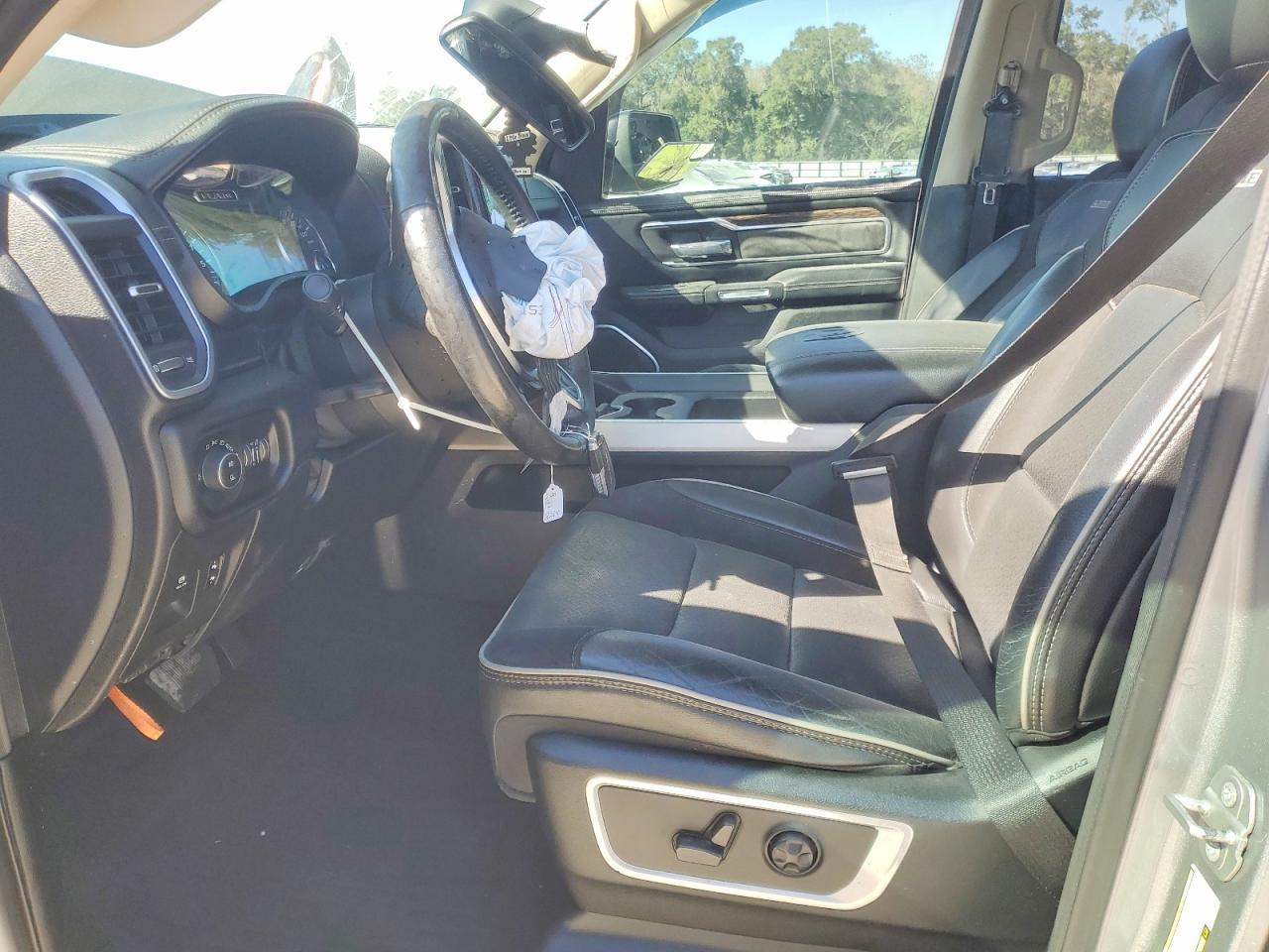 2020 Dodge 1500 Laramie