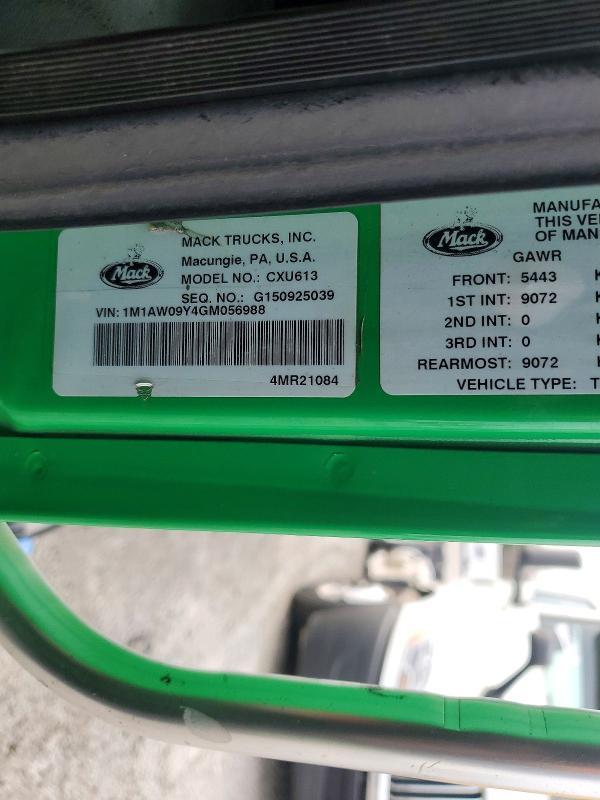 2016 Mack CXU613 Semi Truck