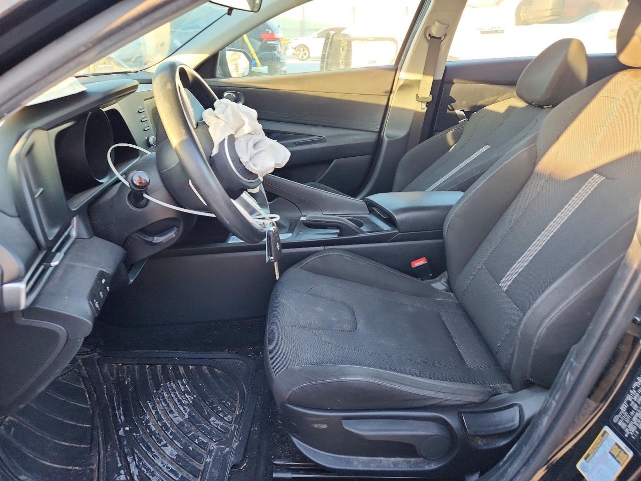 2021 Hyundai Elantra se