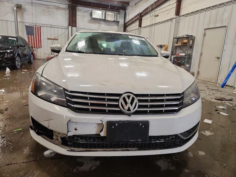 2014 Volkswagen Passat se