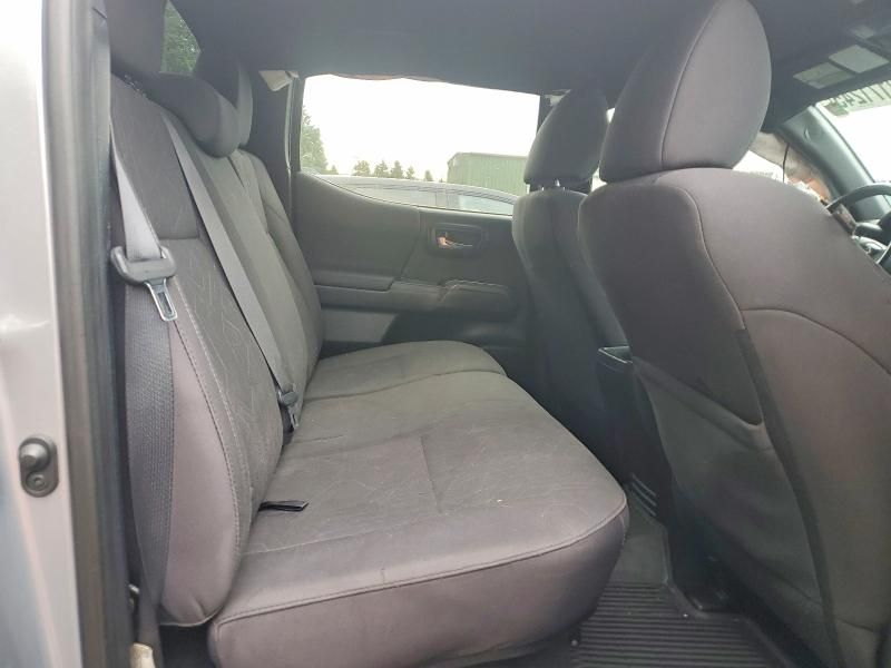 2016 Toyota Tacoma Double cab