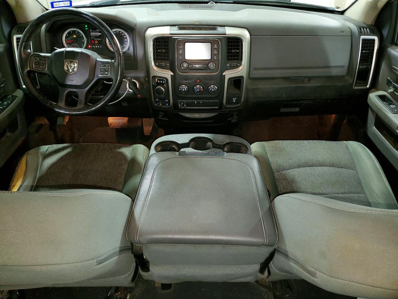 2015 Dodge RAM 1500 SLT
