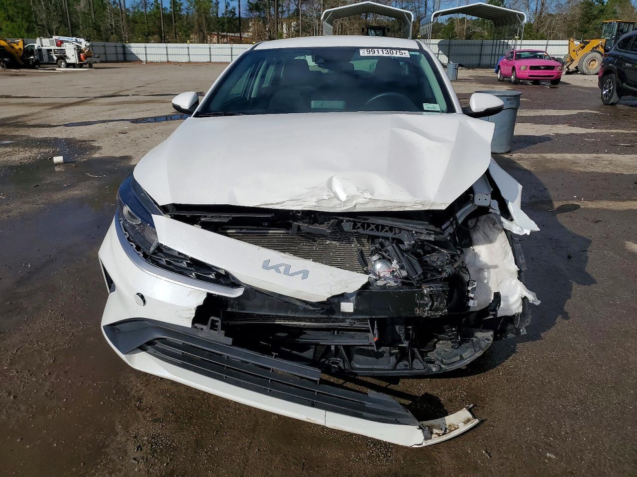 2023 KIA Forte lx