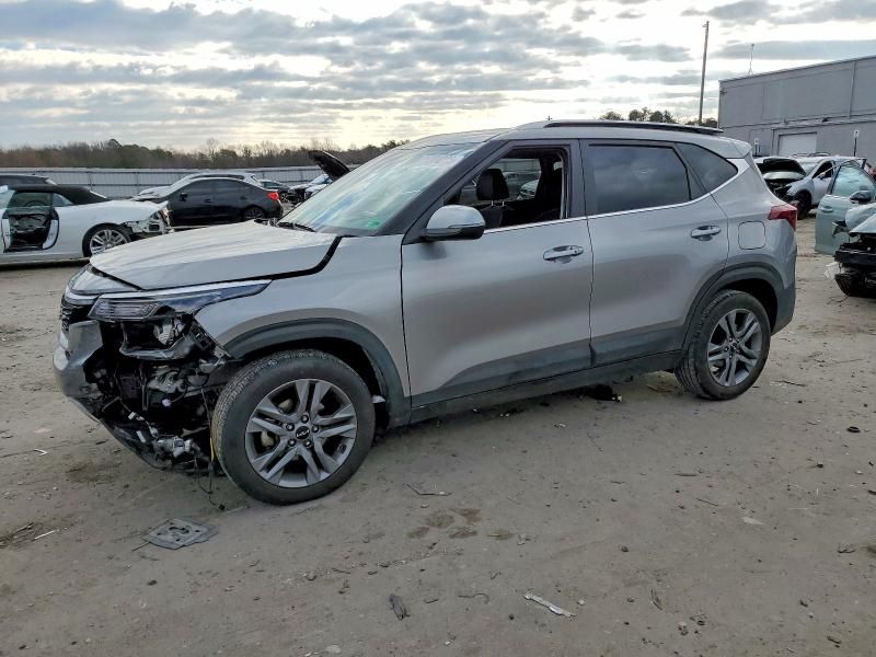2023 KIA Seltos s