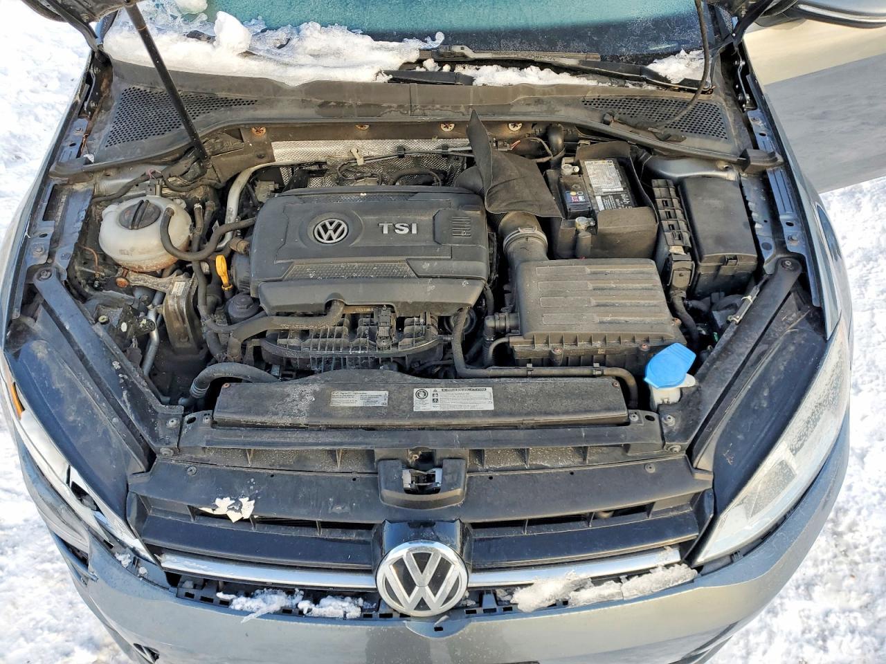 2016 Volkswagen Golf Sportwagen s