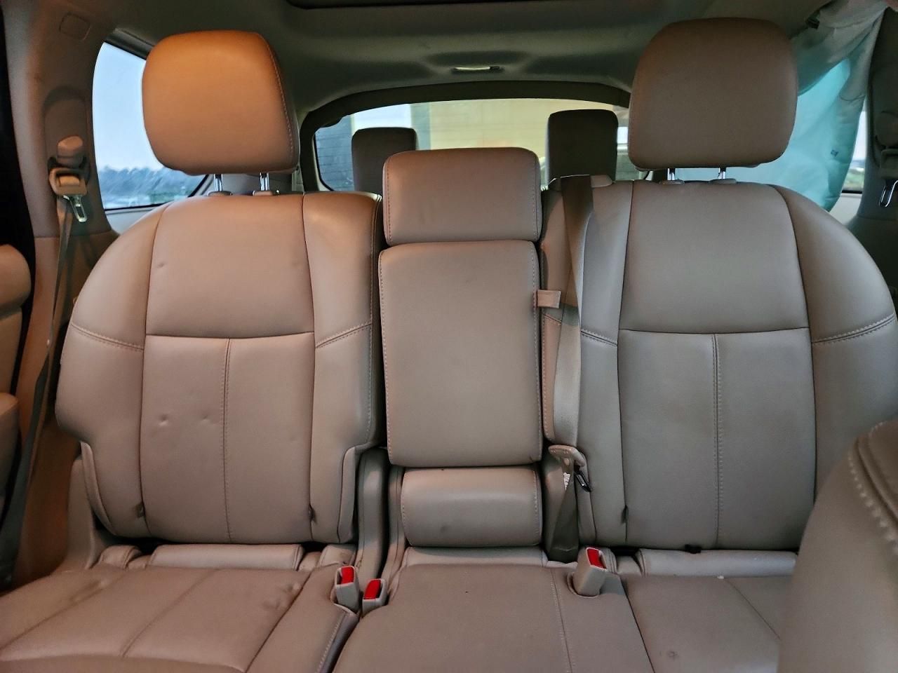 2018 Nissan Pathfinder s