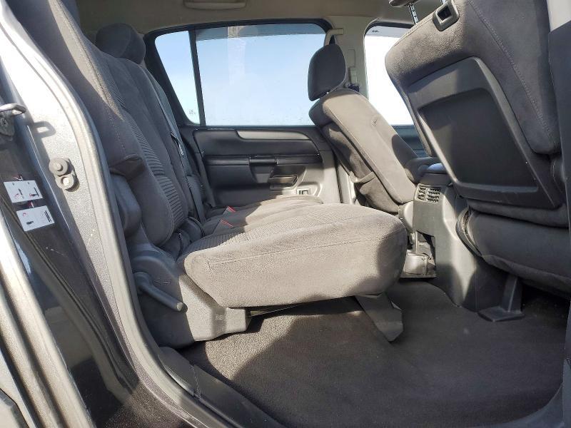 2008 Nissan Armada se