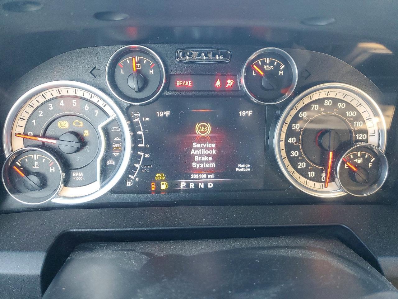2014 Dodge Ram 1500 slt