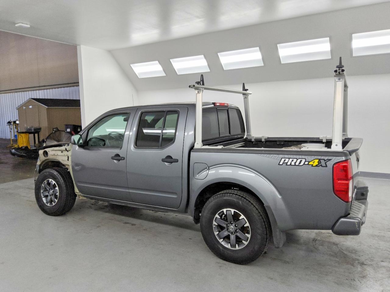 2018 Nissan Frontier s