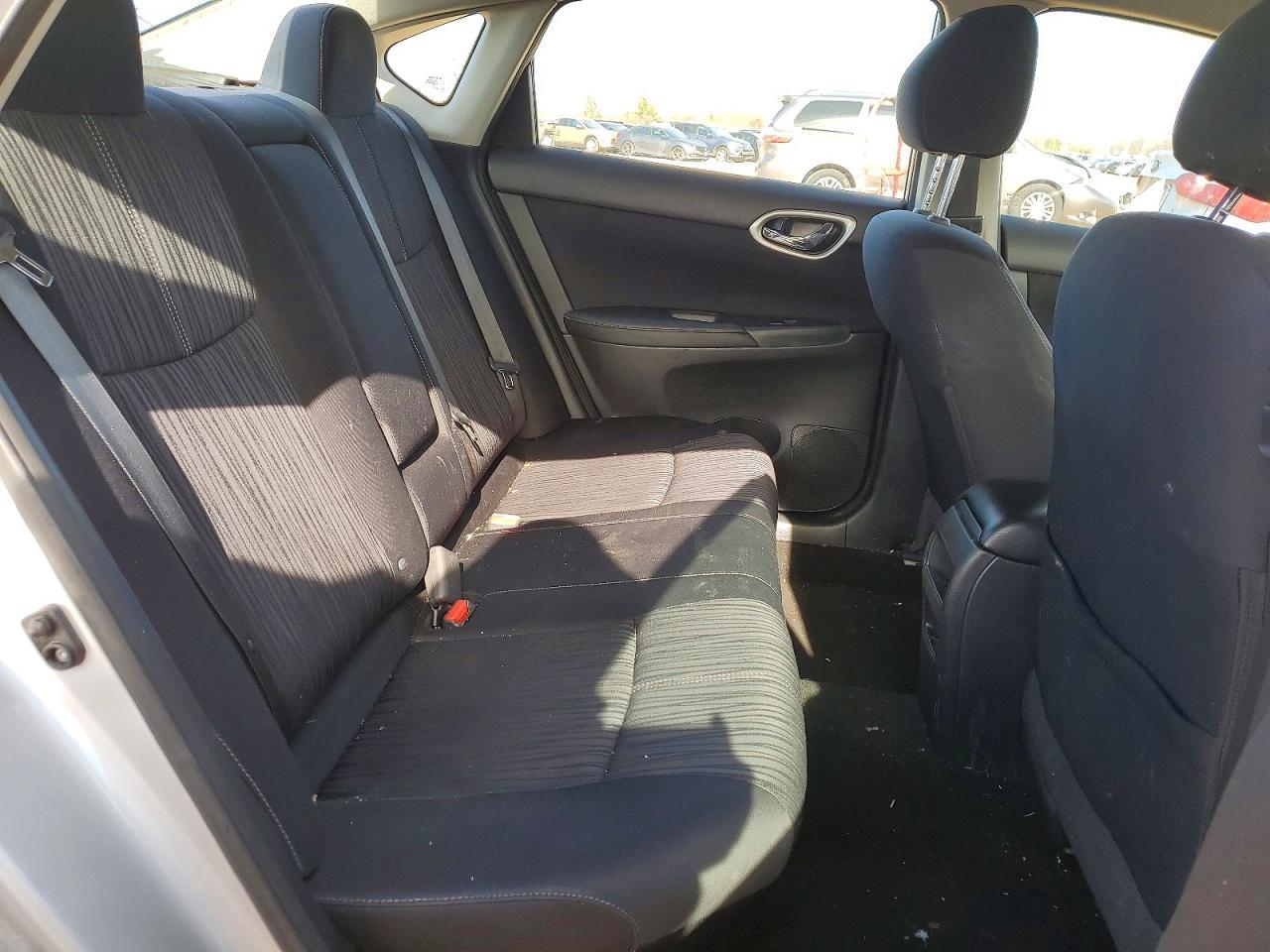 2016 Nissan Sentra s