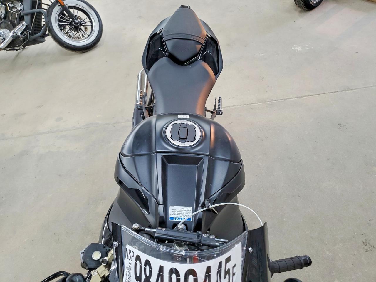 2025 Kawasaki NINJAZX10R