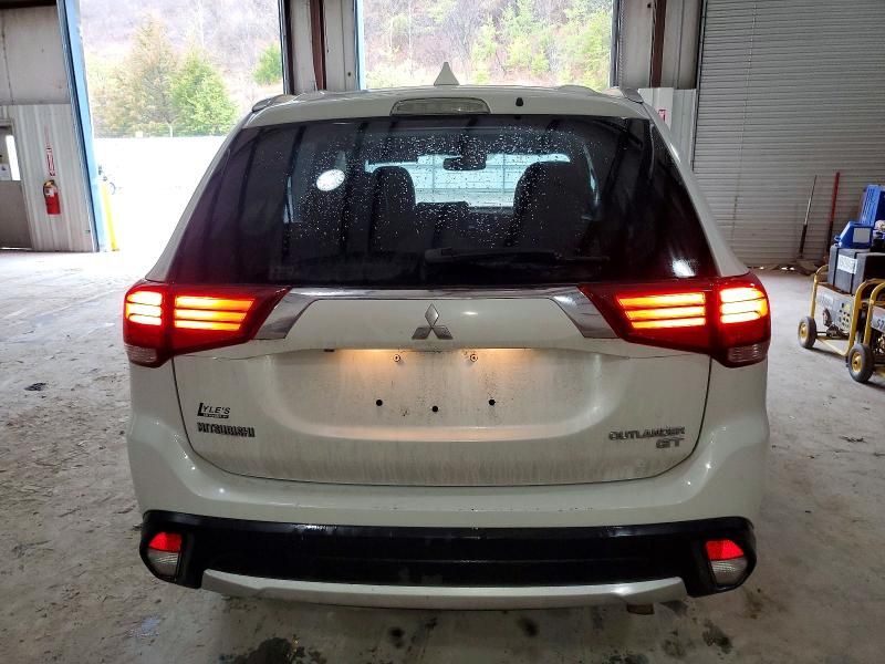 2016 Mitsubishi Outlander gt