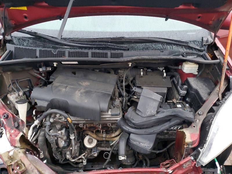 2012 Toyota Sienna le