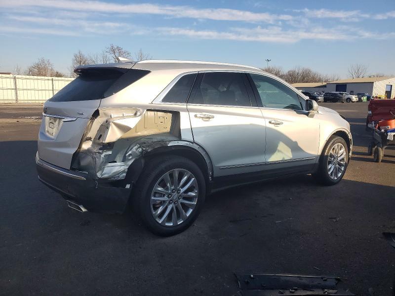 2019 Cadillac XT5 Premium Luxury