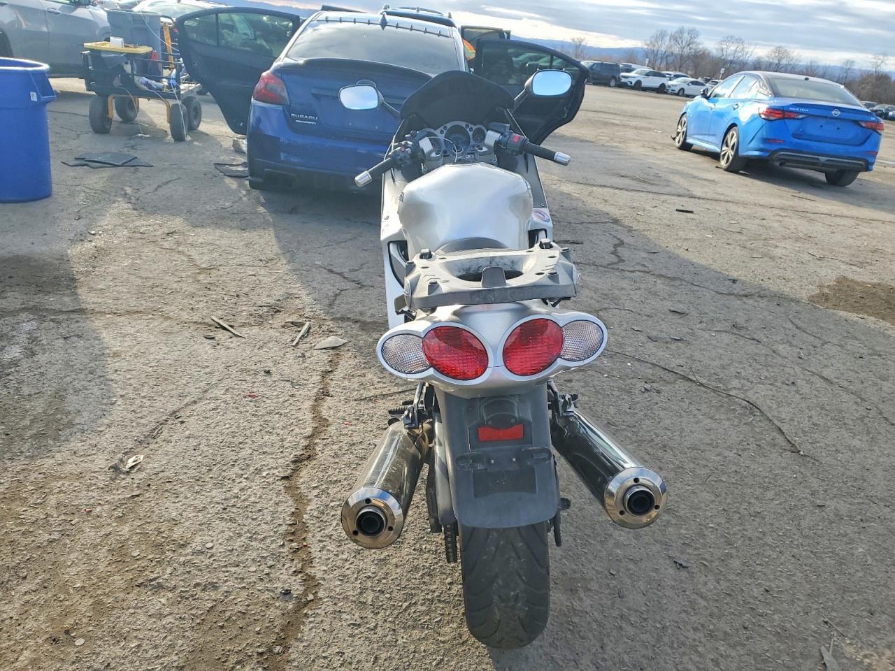 2002 Kawasaki ZX1200 C