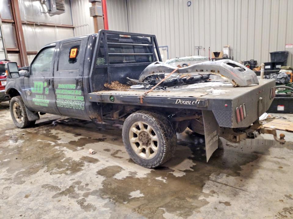 2011 Ford F350 Super Duty Flatbed Truck