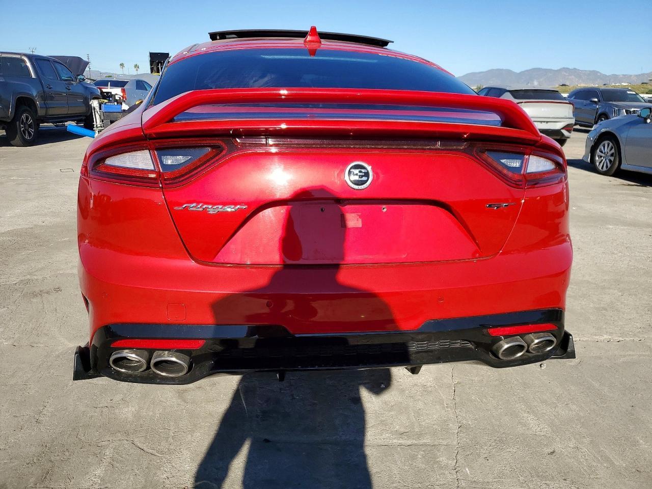 2019 KIA Stinger GT1