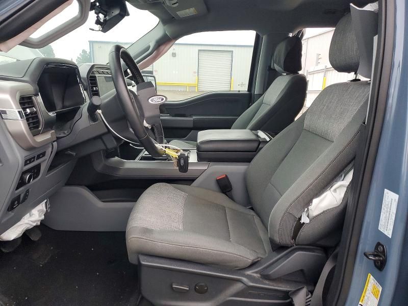 2023 Ford F150 Lightning pro