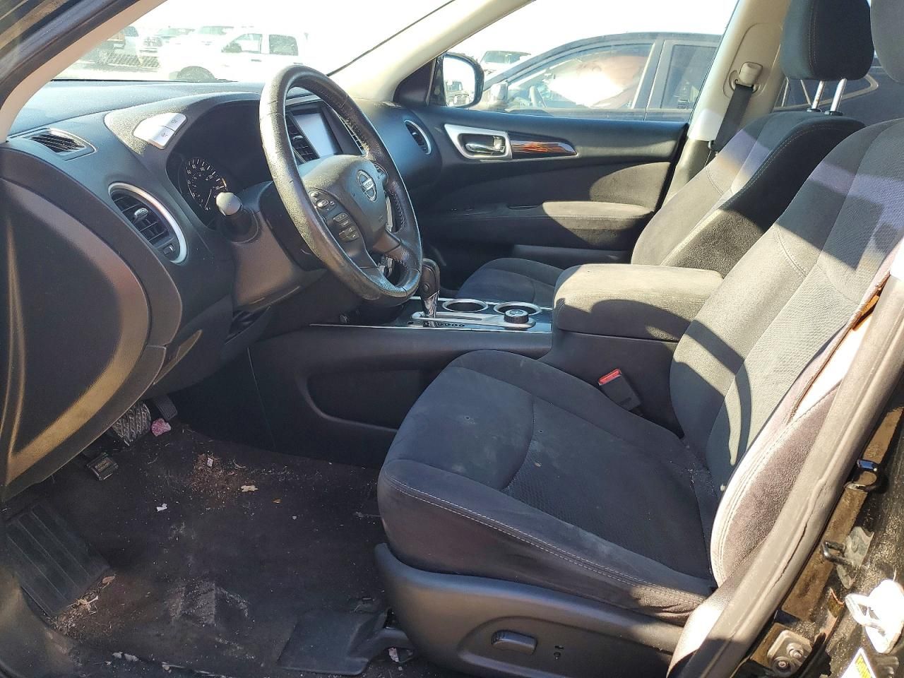 2013 Nissan Pathfinder s