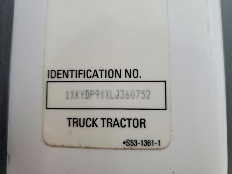 2020 Kenworth T680 Semi Truck