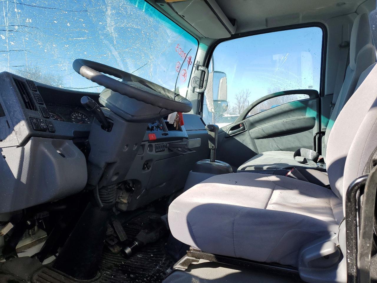 2016 Chev Rolet 4500 BOX Truck