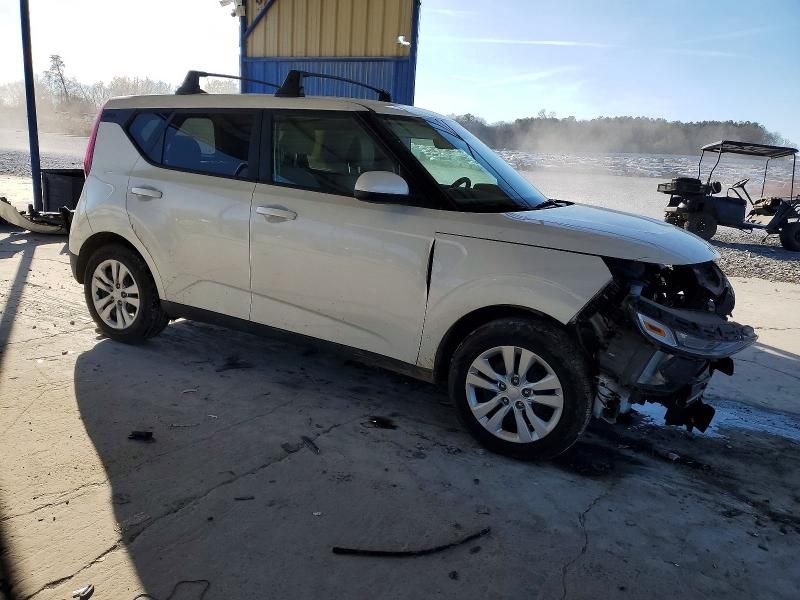 2022 KIA Soul lx
