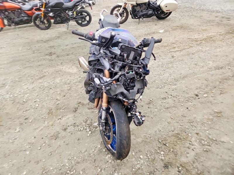 2023 Suzuki GSX1000 GT