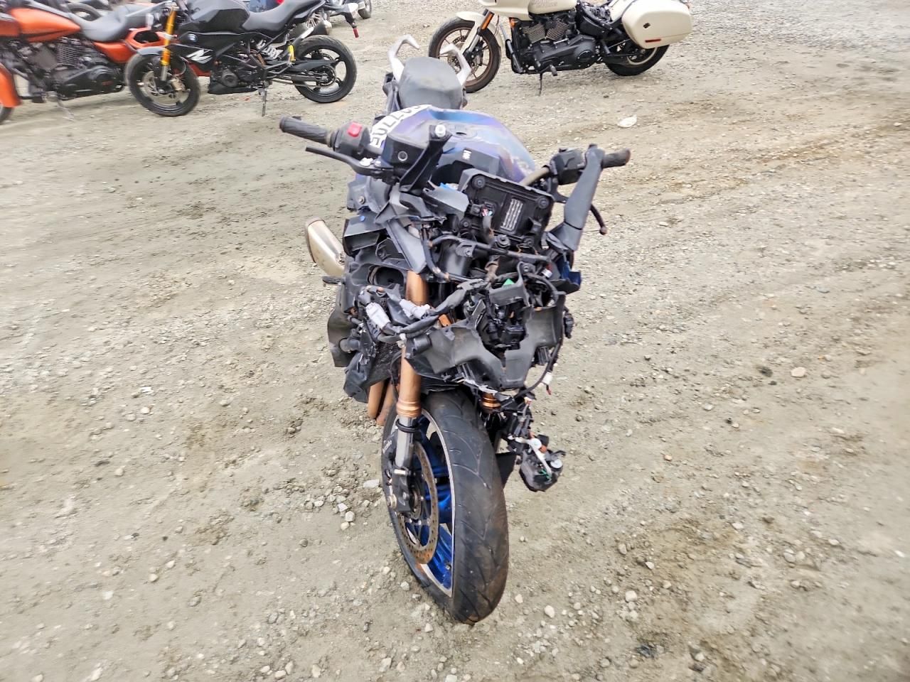 2023 Suzuki GSX1000 GT