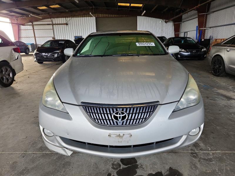 2006 Toyota Camry Solara se