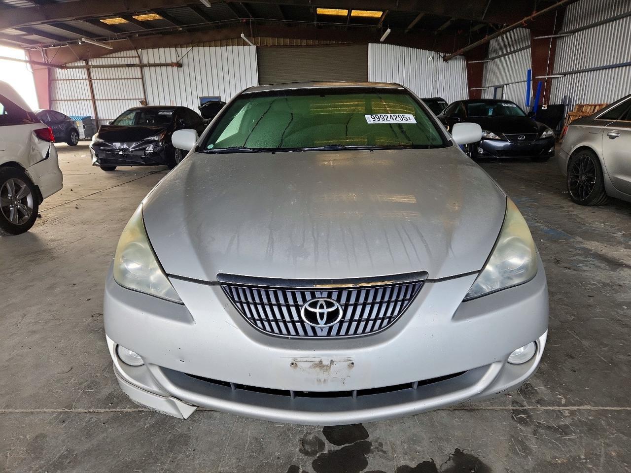 2006 Toyota Camry Solara se