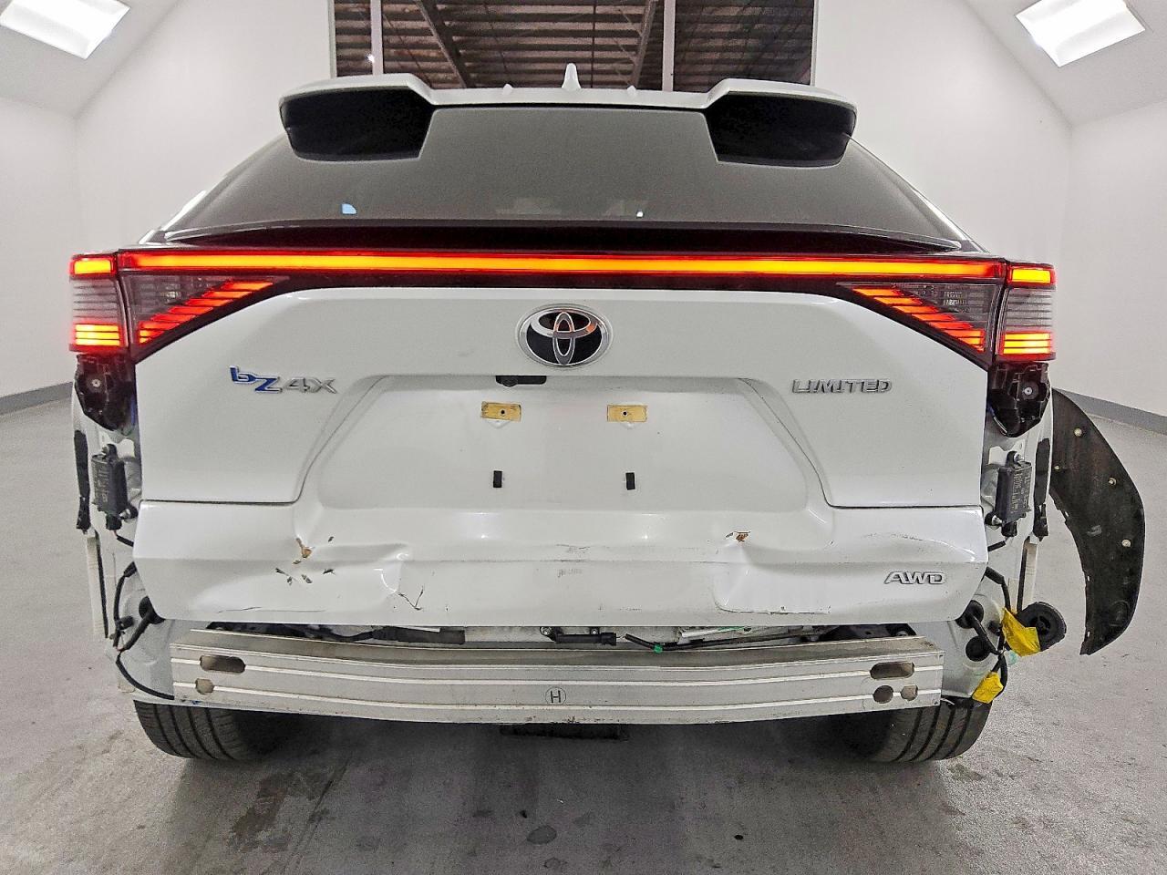 2023 Subaru Solterra Premium