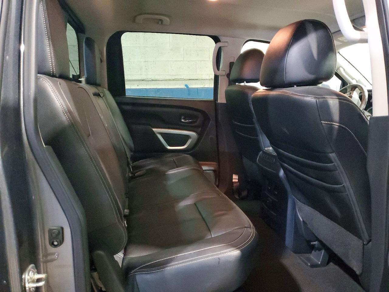 2018 Nissan Titan XD SL