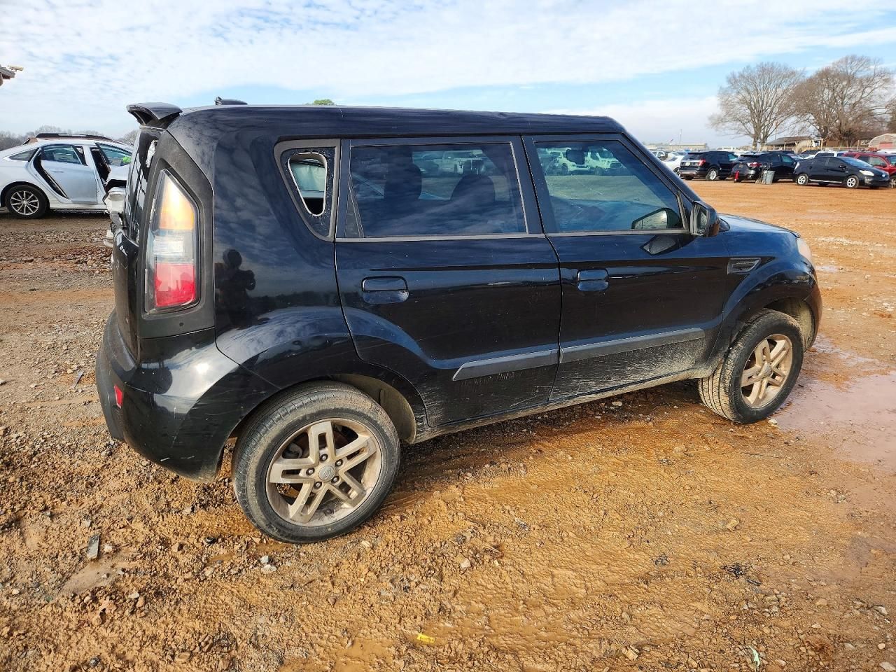 2010 KIA Soul +