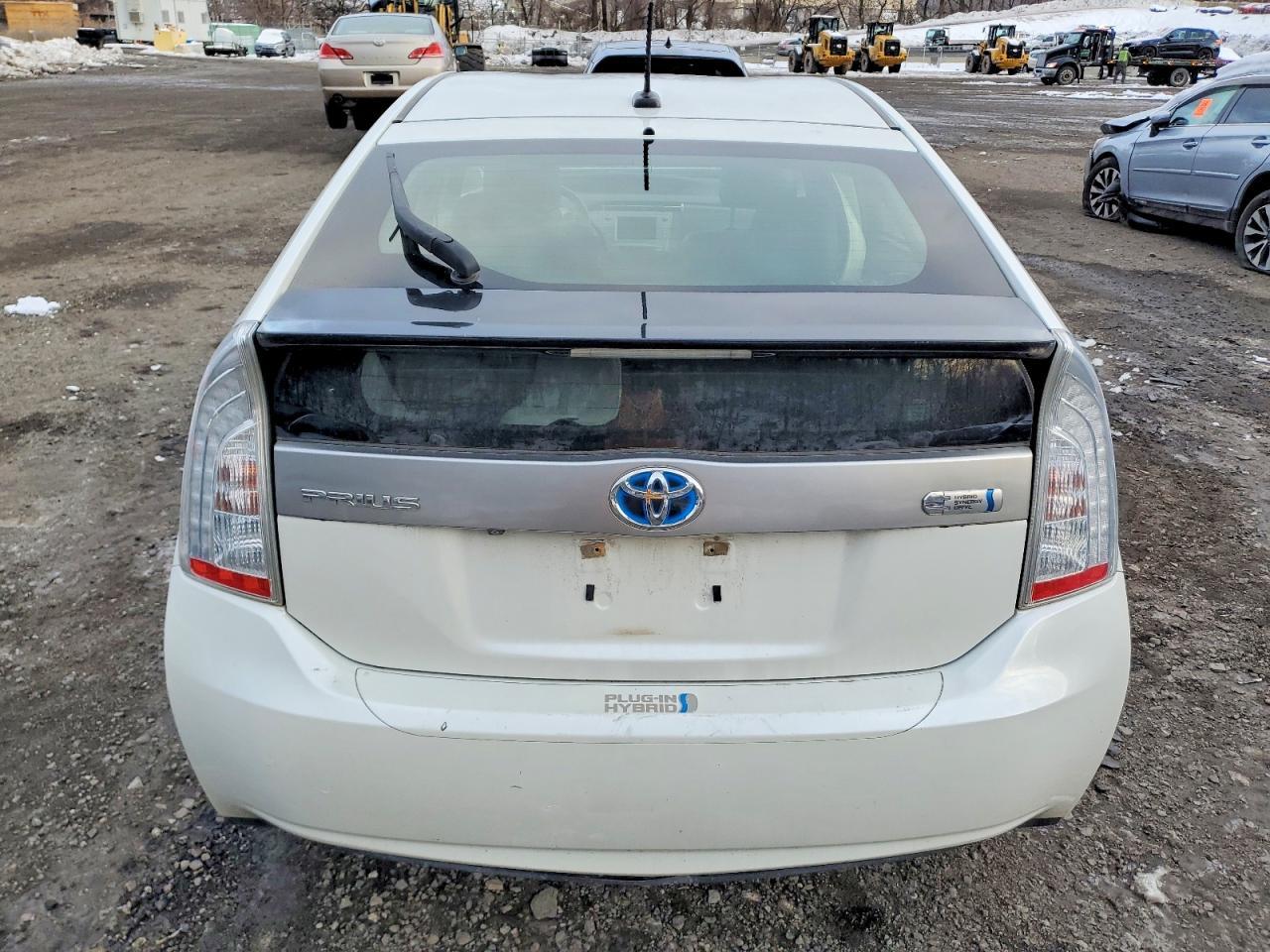 2015 Toyota Prius Plug-in