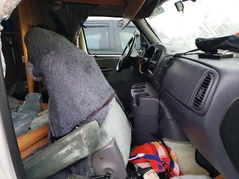 1999 Dodge Ram van B3500