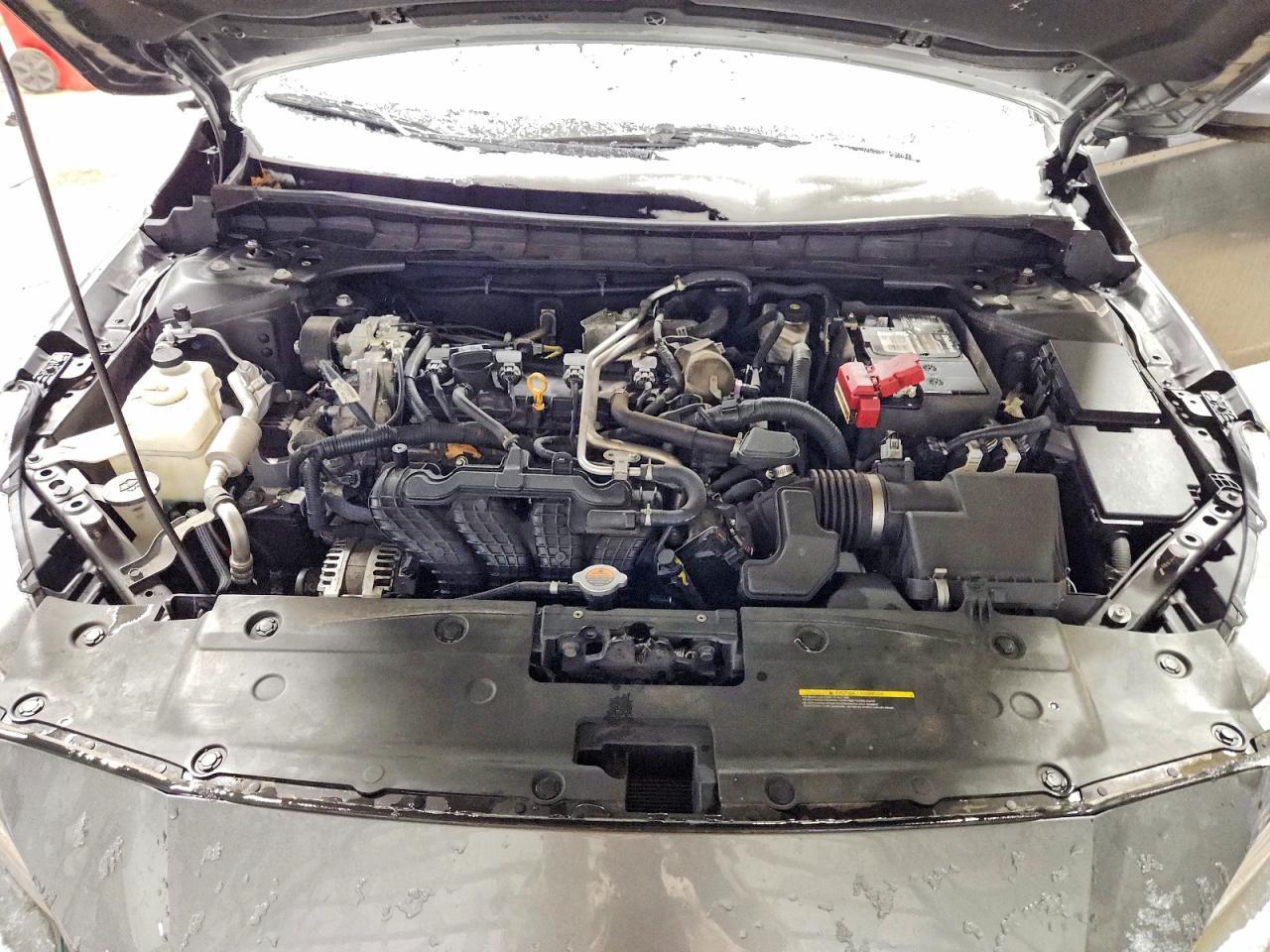2023 Niss Altima s