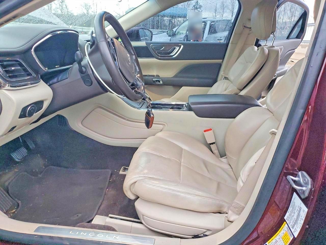 2017 Lincoln Continental Select