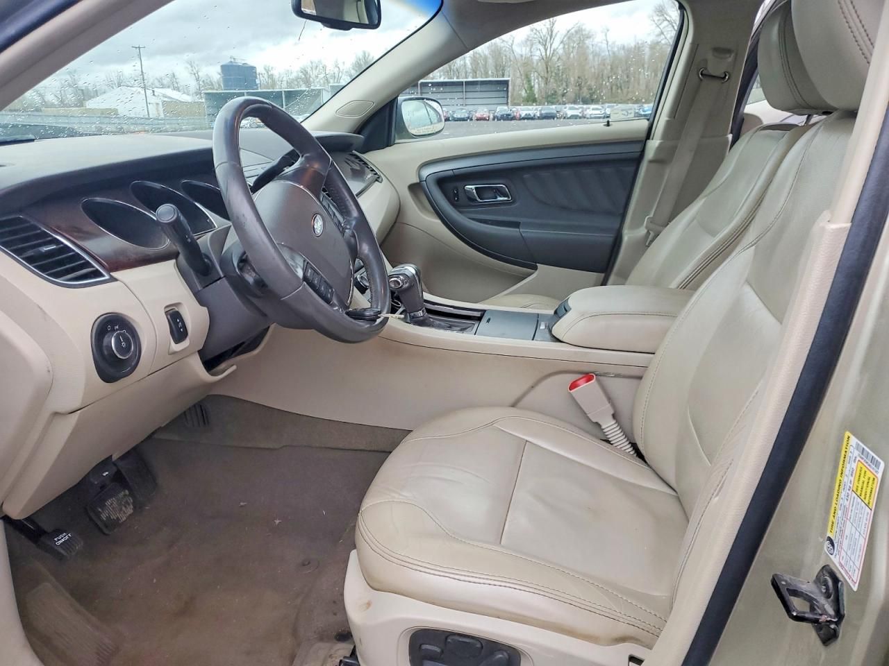 2010 Ford Taurus sel