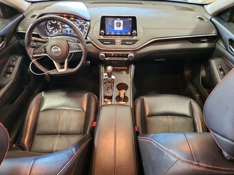 2019 Niss Altima sr