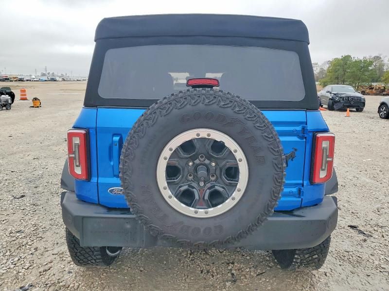 2022 Ford Bronco Base