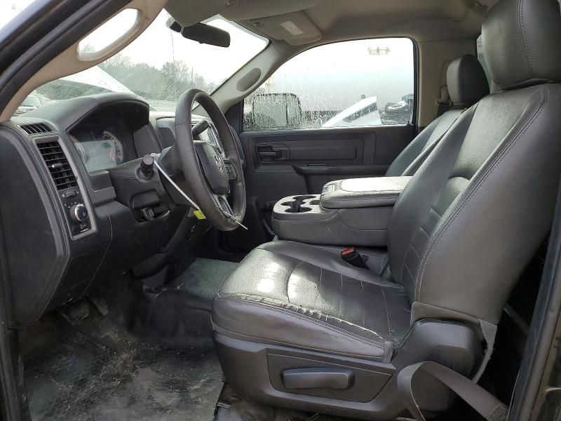 2018 Dodge RAM 5500 BOX Truck