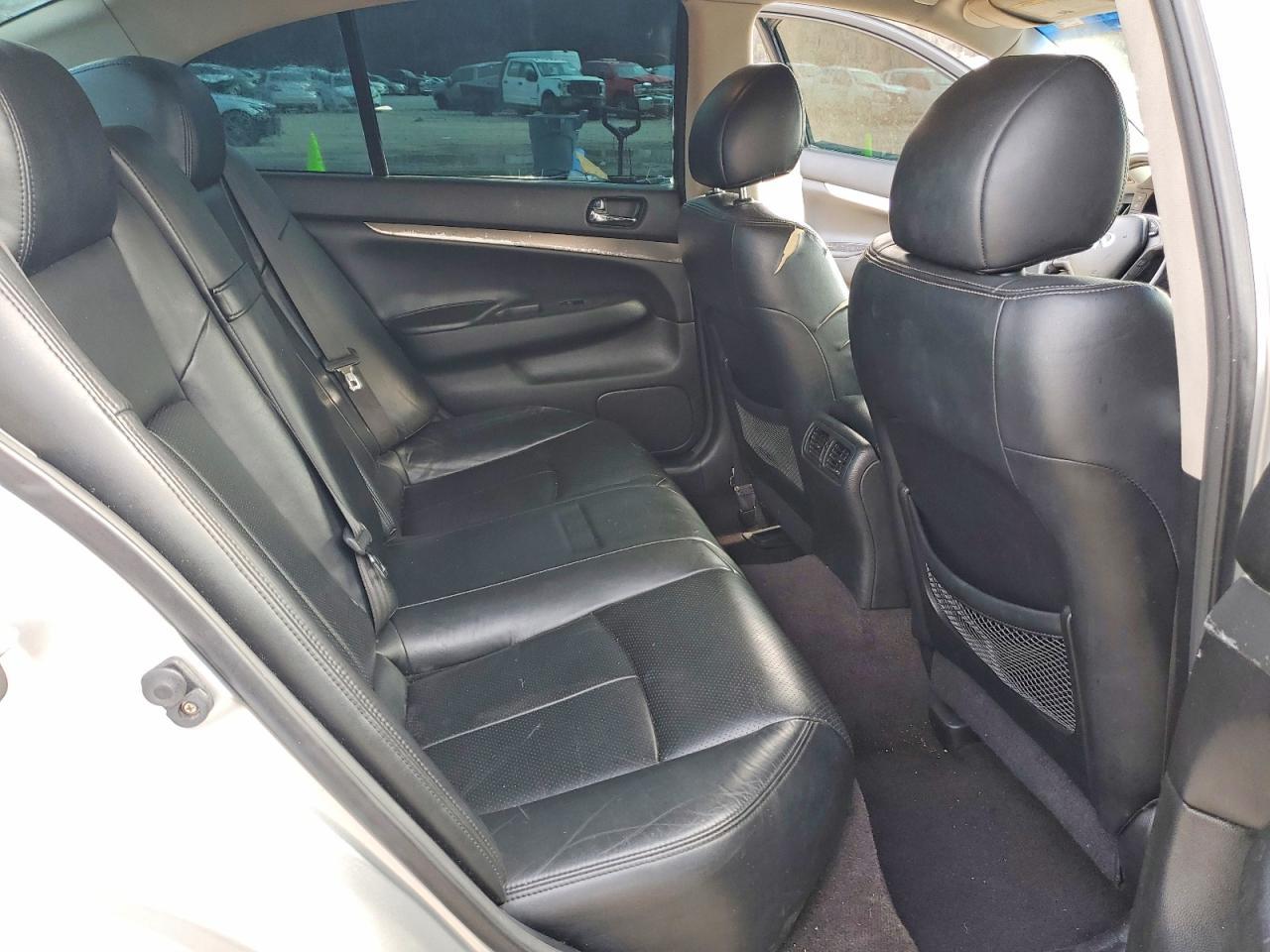 2011 Infiniti G37 Base