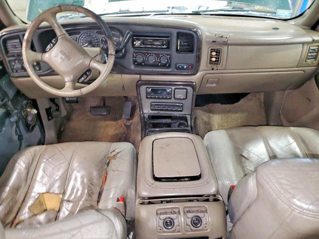 2002 GMC Denali