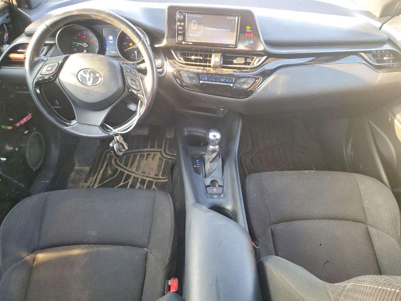 2018 Toyota C-hr xle