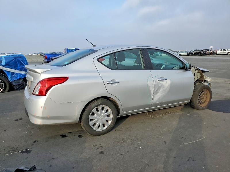 2019 Nissan Versa
