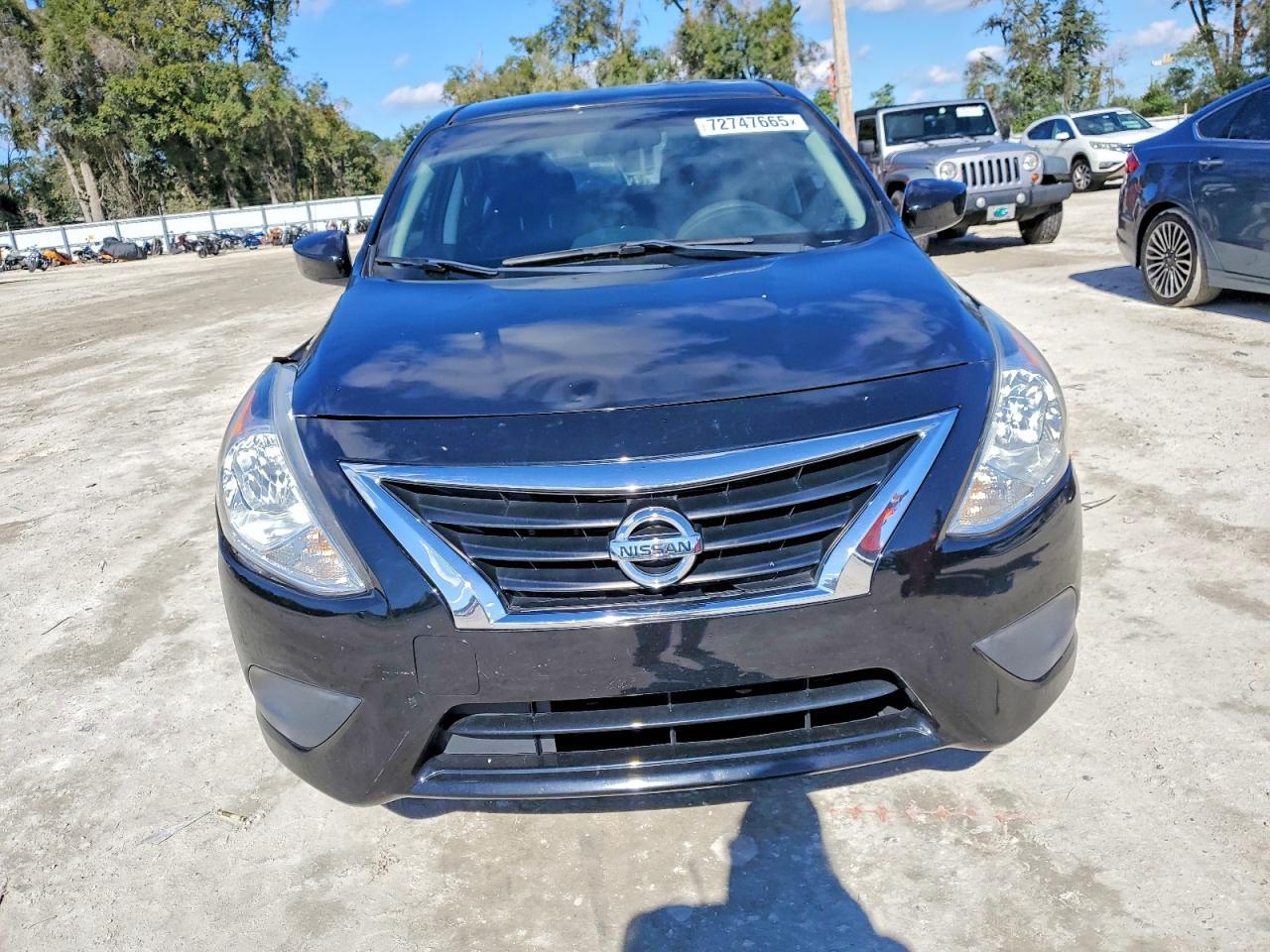 2018 Nissan Versa s