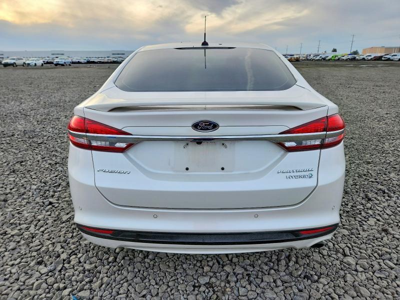 2017 Ford Fusion Titanium hev