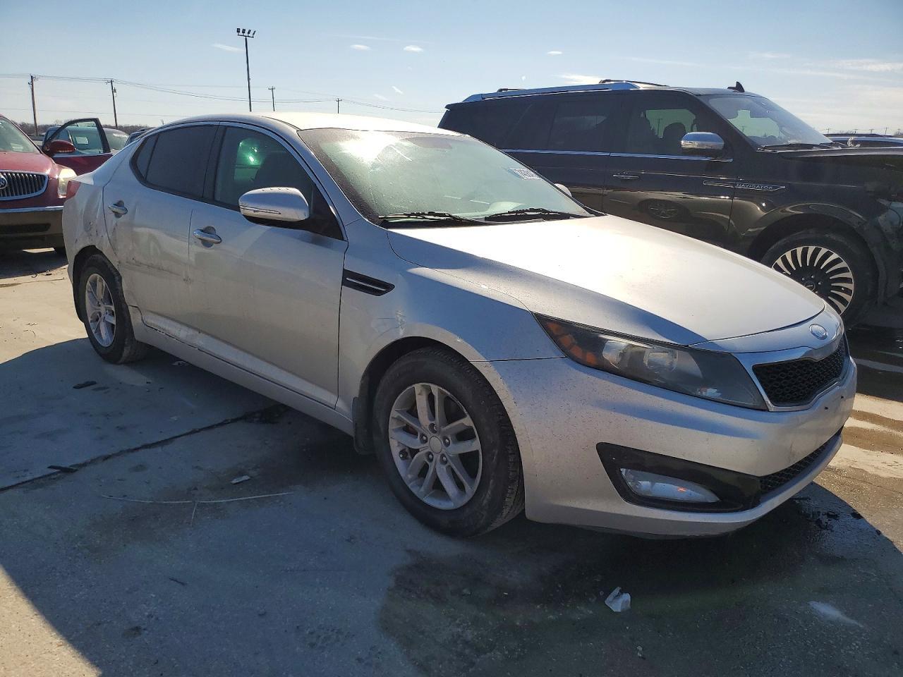 2013 KIA Optima lx